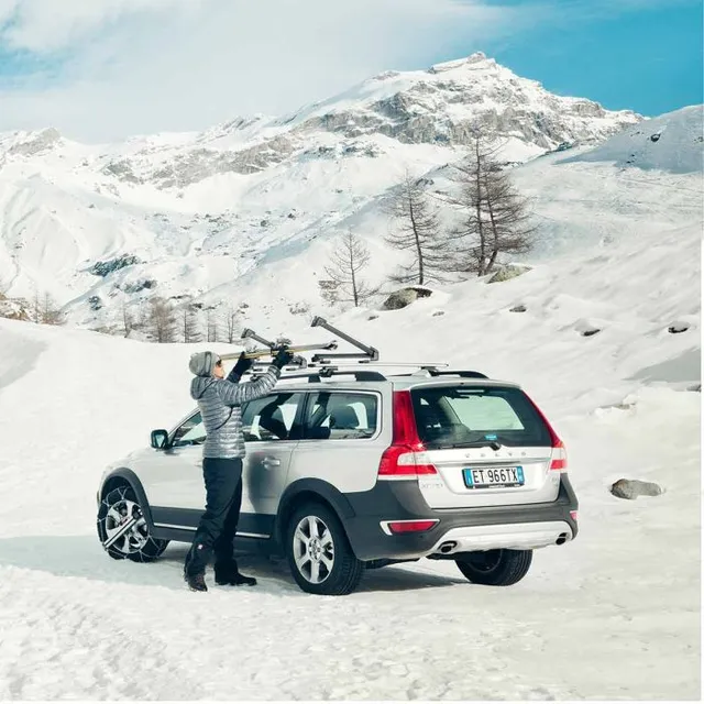 Thule SnowPack s (til 2 pair of skis 