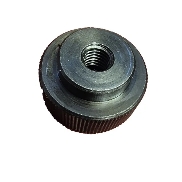 Knurled Screw 